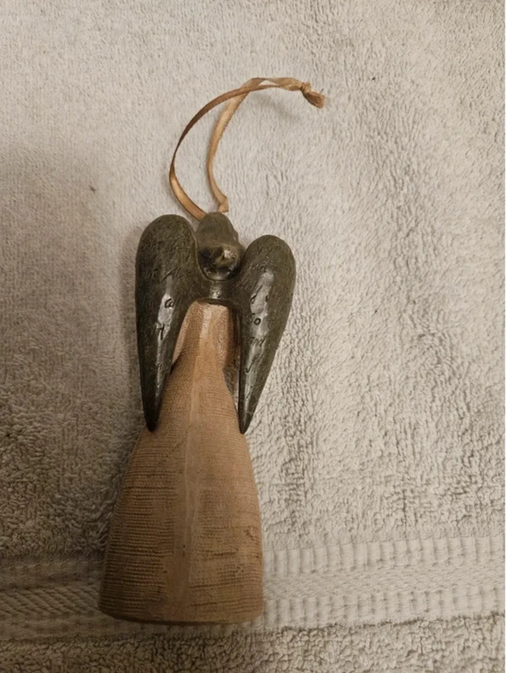 Vintage Grace Angel Resin Christmas Ornament Metal Wings 4.5